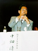 �����@��