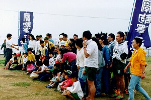 �N�Ɍ������Ă���́H�J�����}���͂���������