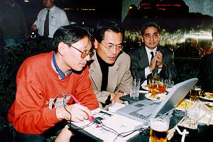 ������C���^�[�l�b�g�ɋ����[�X